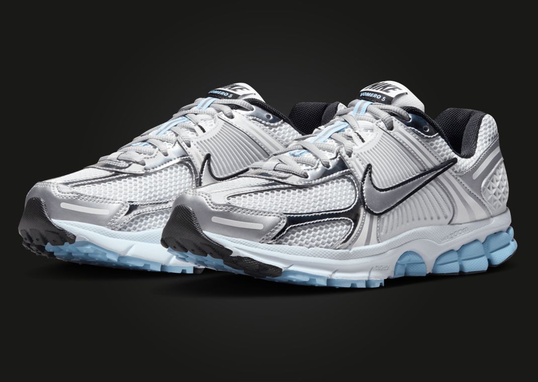 Nike Zoom Vomero 5 Metallic Platinum Blue Tint (W) Angle
