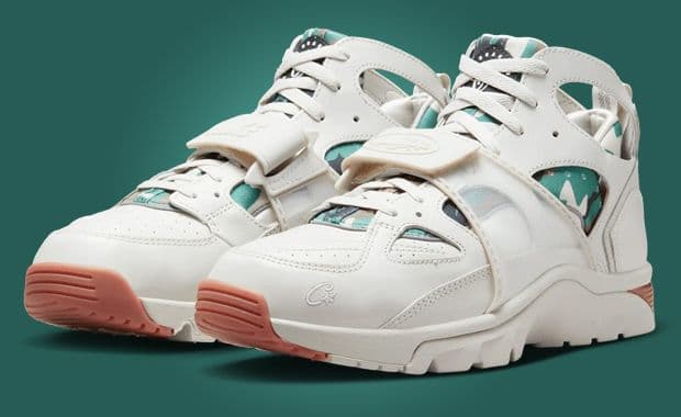 Corteiz x Nike Air Trainer Huarache Light Bone