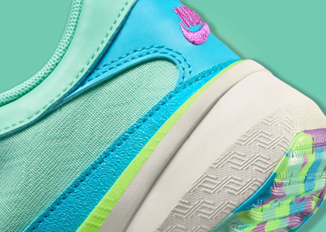 The Nike Zoom Freak 5 Greece x Nigeria Releases September 14