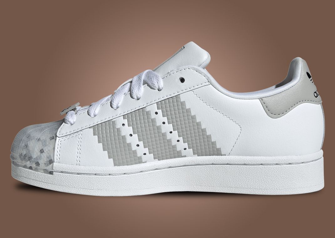 Minecraft x adidas Superstar Skeleton (GS) Medial