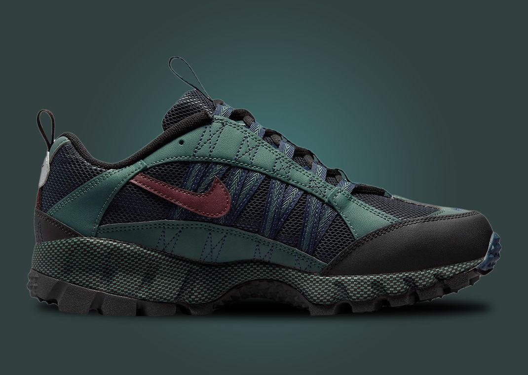 Nike★Nike Air Humara Faded Spruce★送料・関税込★ Nike's Air Humara Is Coming Back In Faded Spruce And Night