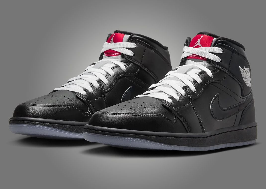 Air Jordan 1 Mid Black Metallic