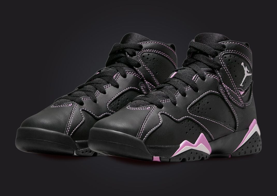 Air Jordan 7 Retro Barely Grape (GS)