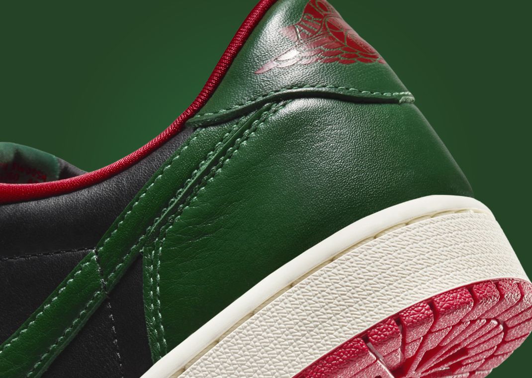 Air Jordan 1 Retro Low OG Black Gorge Green (W) Heel Detail