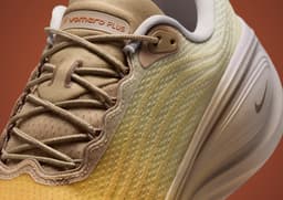 Nike Vomero Plus Cheat Day - Detail