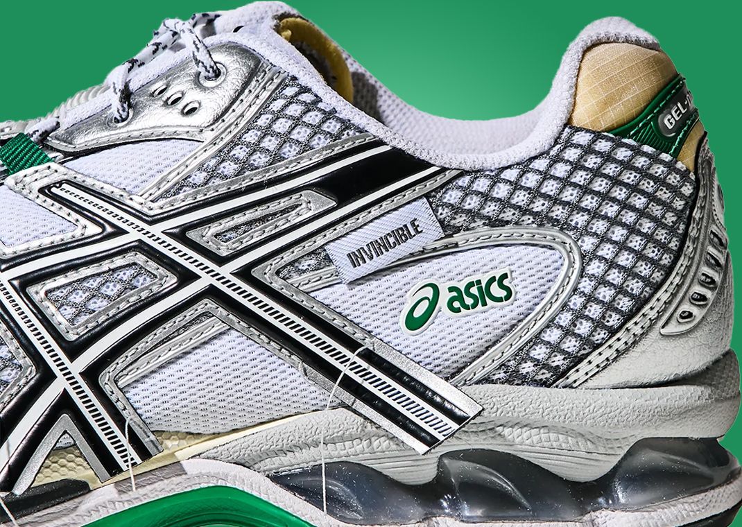 INVINCIBLE x Asics Gel-Nimbus 10.1 HTTP 404 Green