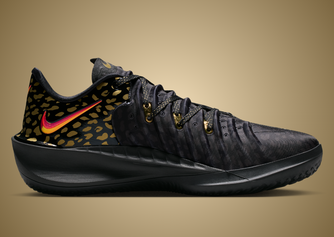 Victor Wembanyama x Nike GT Cut 4 Gold Panther PE - Medial
