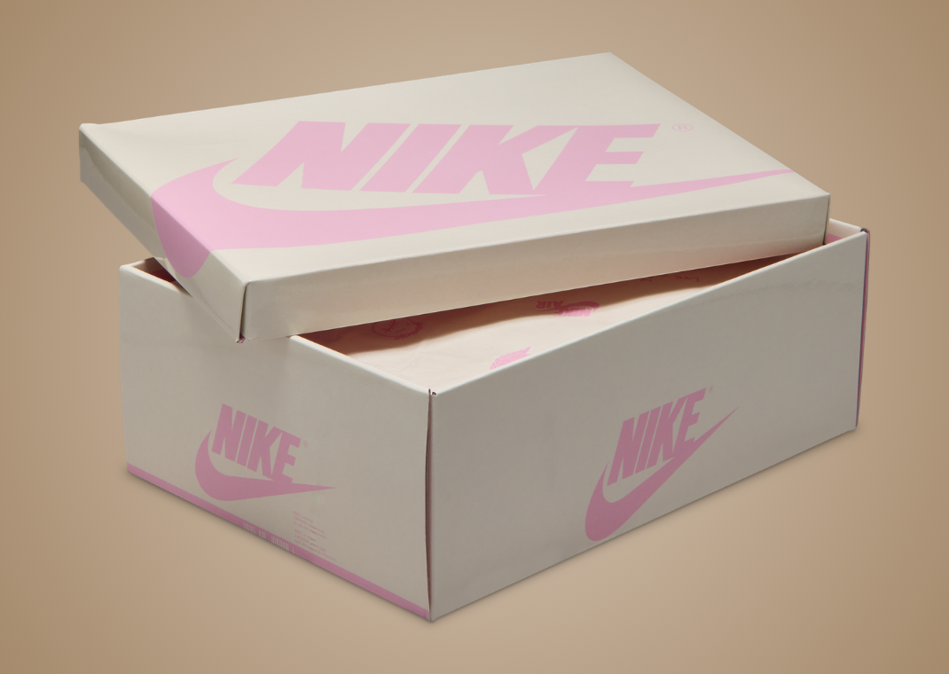Travis Scott x Air Jordan 1 Muslin Shy Pink Packaging