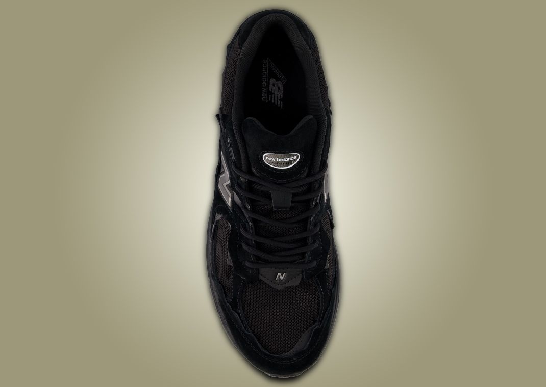 New Balance 2002R GTX Protection Pack Black - Top