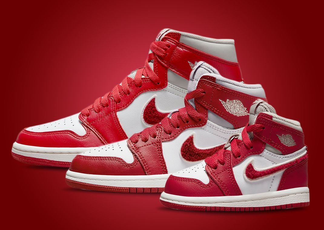 Air Jordan 1 Retro High OG Chenille W (full-family sizing)