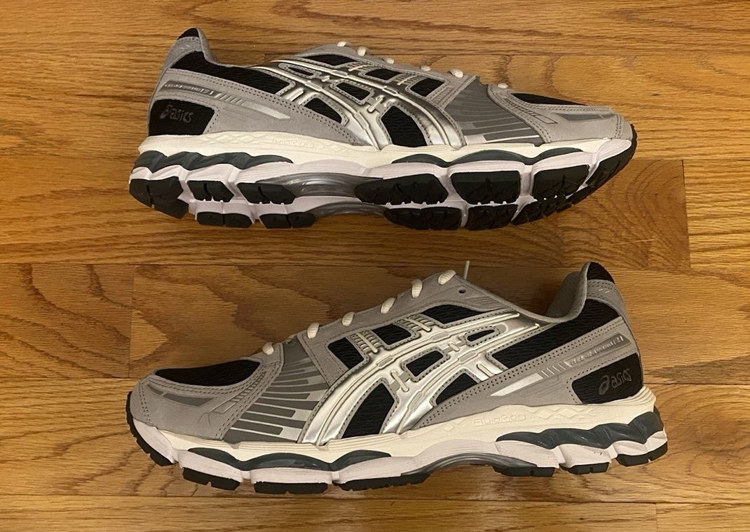 Kith x Asics Gel-Kayano 12.1 Peat Cream Lateral