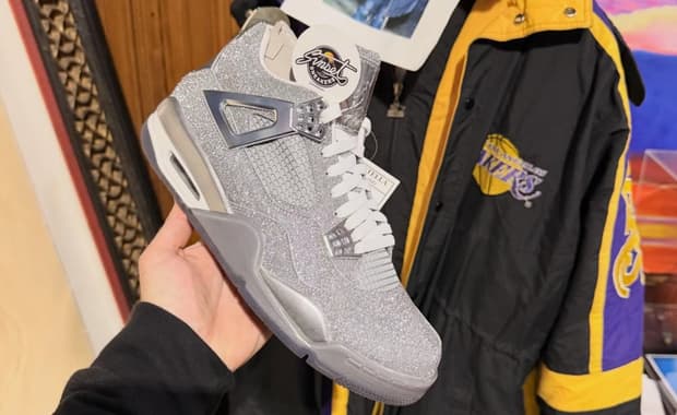 Michael Jackson Air Jordan 4 Glitter Glove Sample