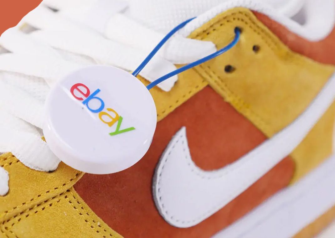 Chocolate Skateboards x Nike SB Dunk Low Sun Detail