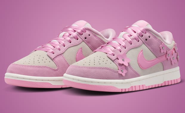 Nike Adds Soft Suede and Pink Flowers to a Women’s Exclusive Dunk Low