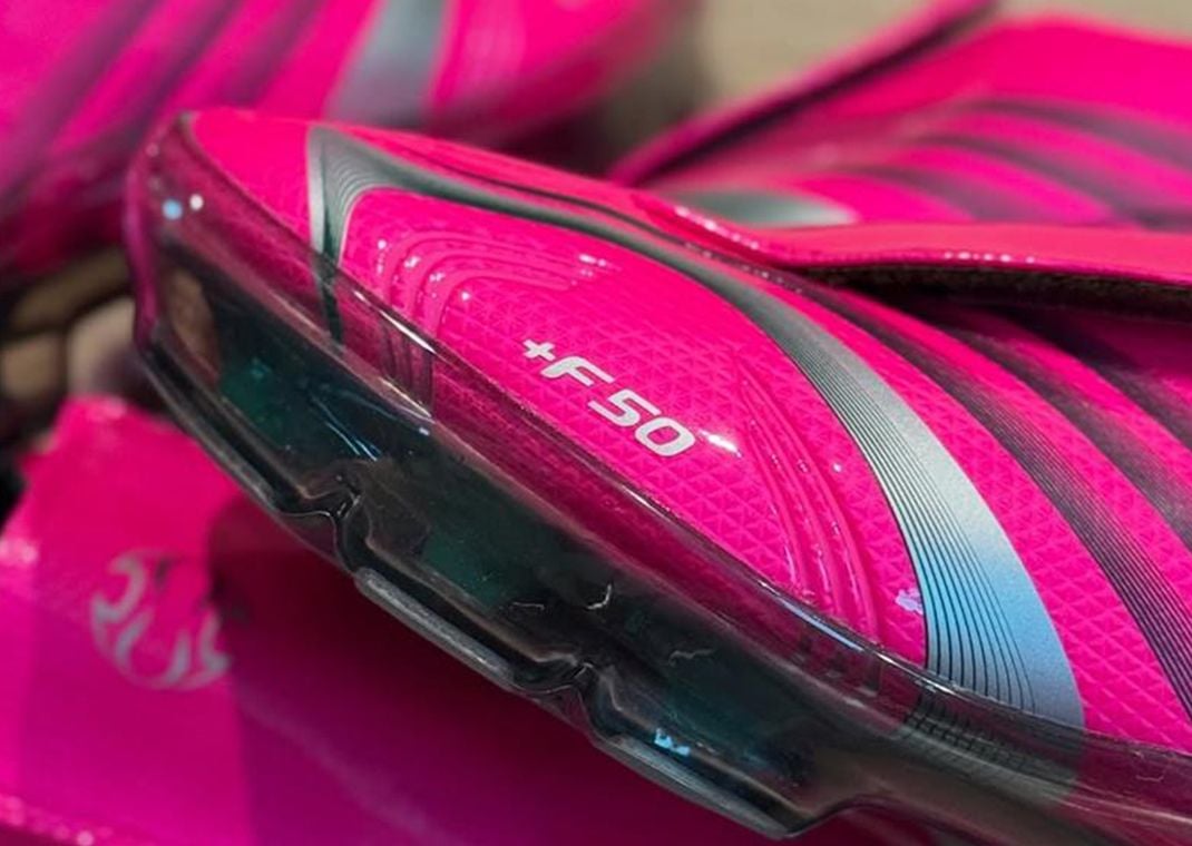 adidas F50 Adiframe Walkable Shock Pink (W)