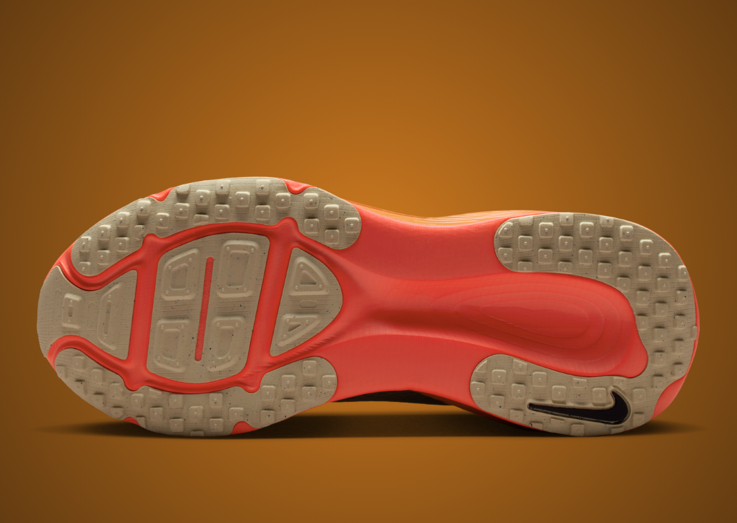 Nike Vomero 18 Running Poets - Bottom