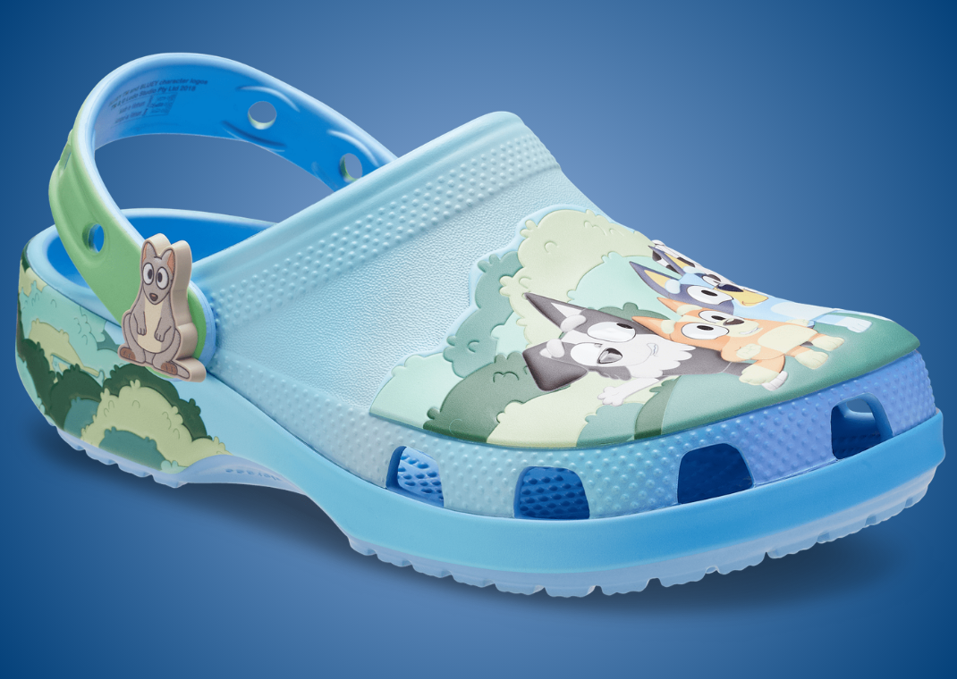Bluey x Crocs Classic Clog Friends Blue - Angle
