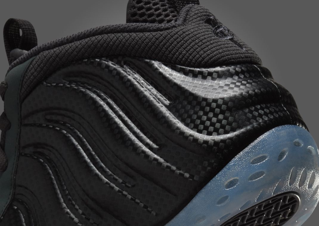 foamposite carbon fiber