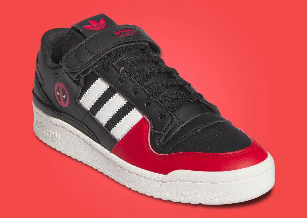 Deadpool & Wolverine x adidas Fourm Low 84 Deadpool (GS) Angle