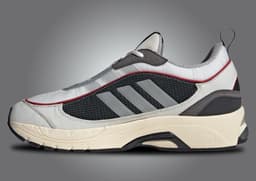 Mercedes AMG x adidas Adistar Control 5 Medial