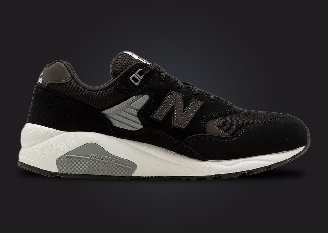 This New Balance 580 Gets a Black and White Makeover