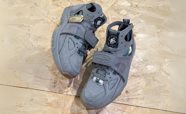 Corteiz x Nike Air Trainer Huarache Flat Pewter