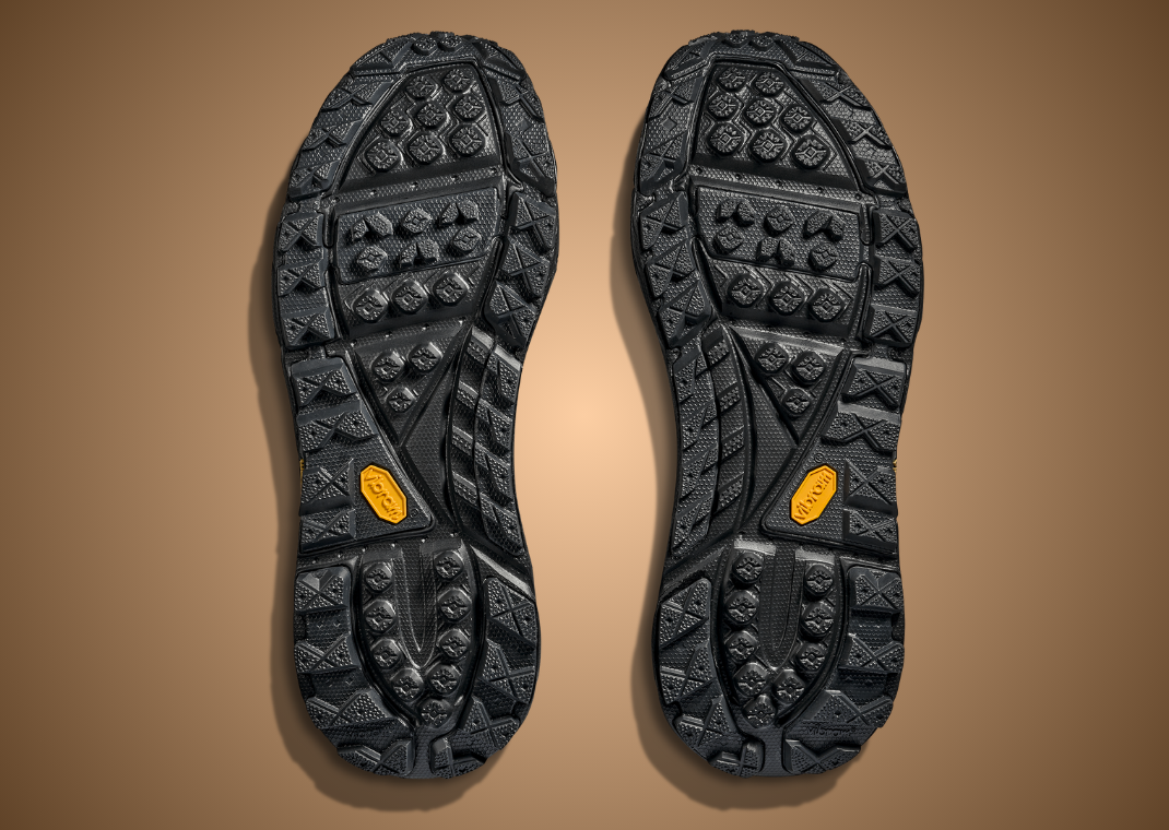Hoka Tor Summit+ Cowprint Black - Bottom