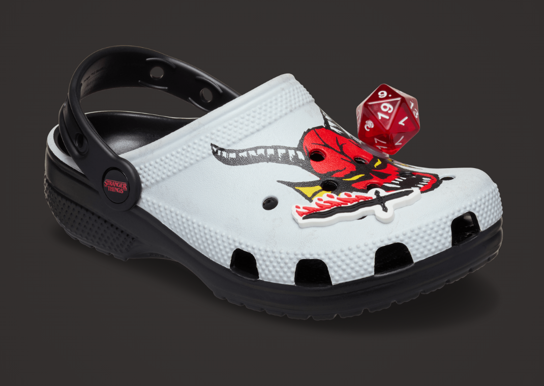Stranger Things x Crocs Classic Clog Hellfire Club - Angle