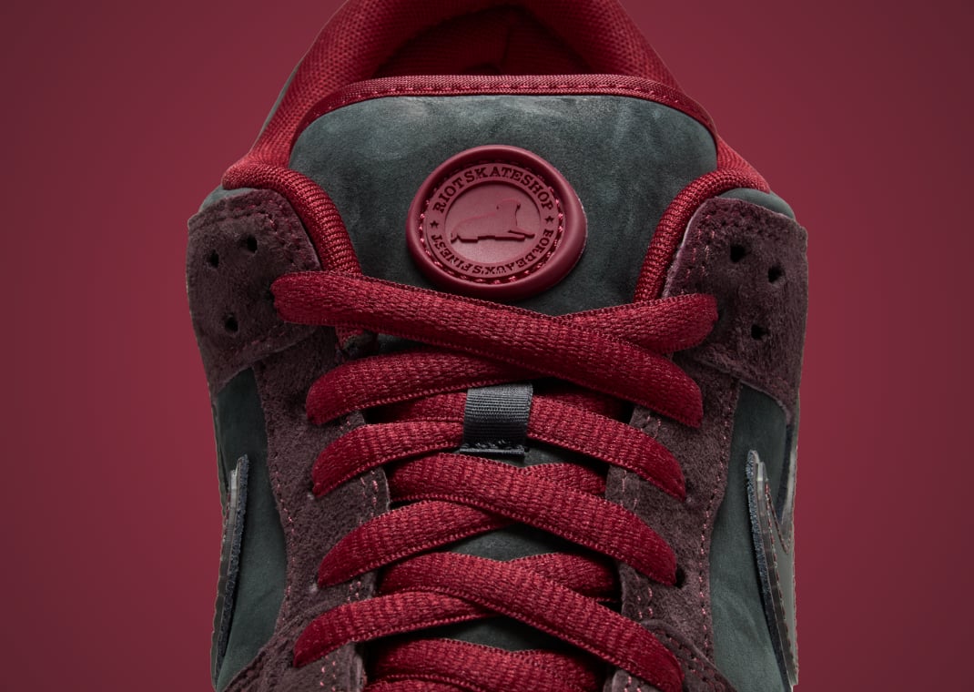 Riot Skateshop x Nike SB Dunk Low
