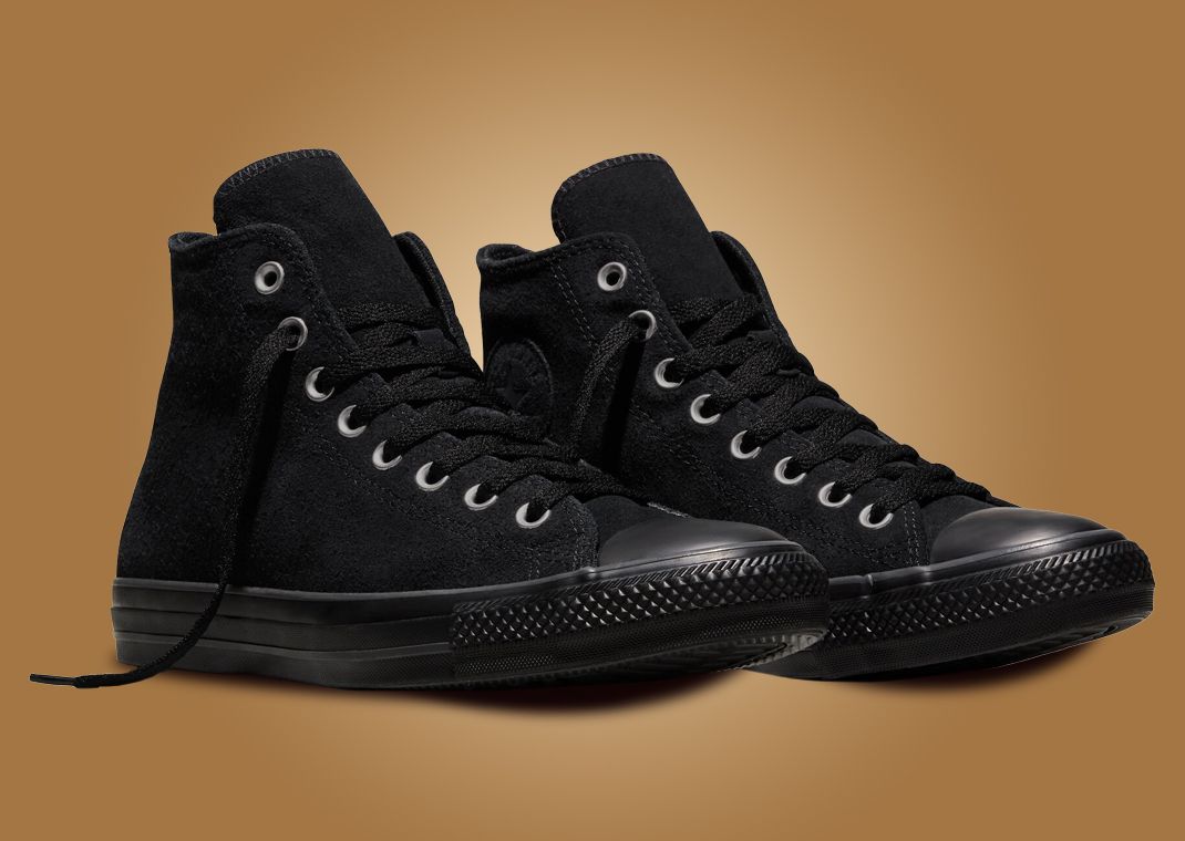 Converse Chuck Taylor Hi Charm Black - Angle