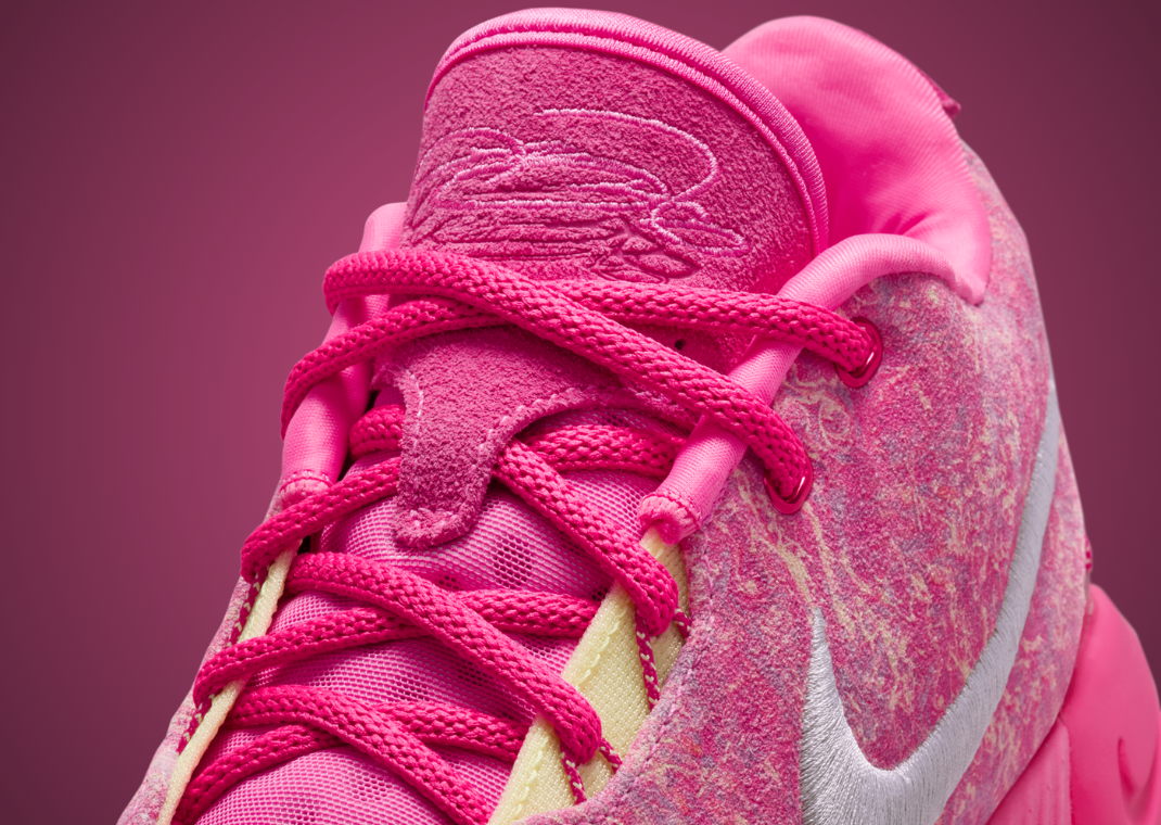 Nike LeBron 21 The World is Your Oyster Detail