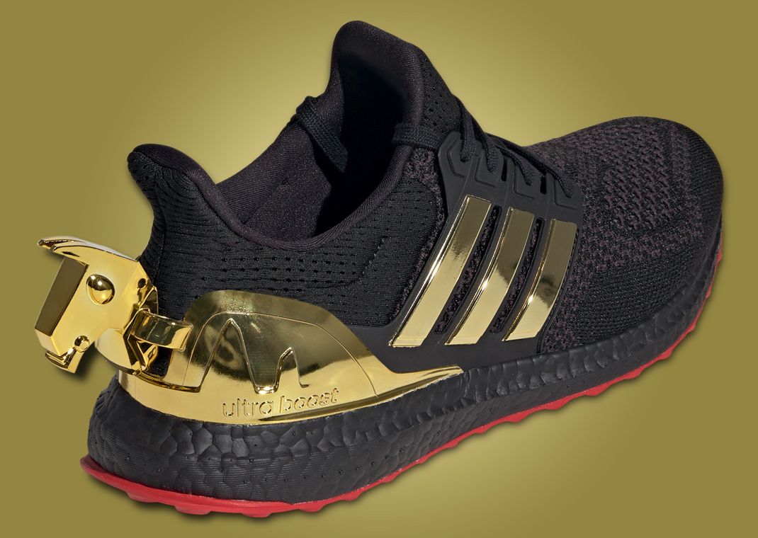 Fortnite x adidas Ultraboost 1.0 Victory Crown Core Black Heel Angle
