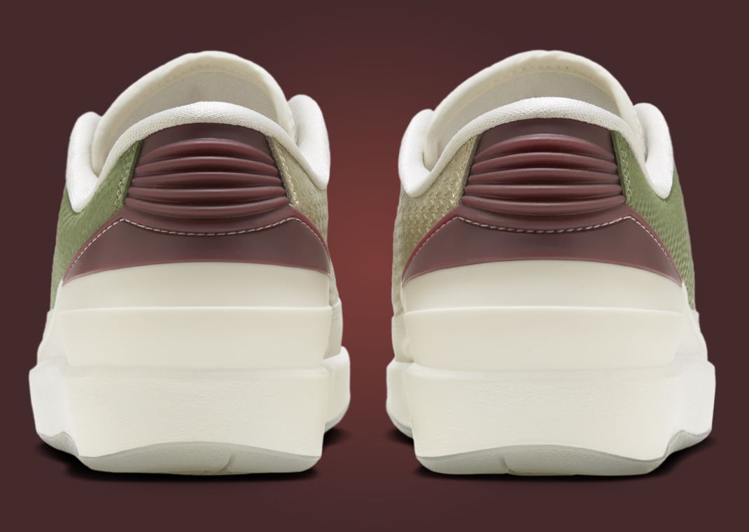 Air Jordan 2 Retro Low CNY (GS) Heel