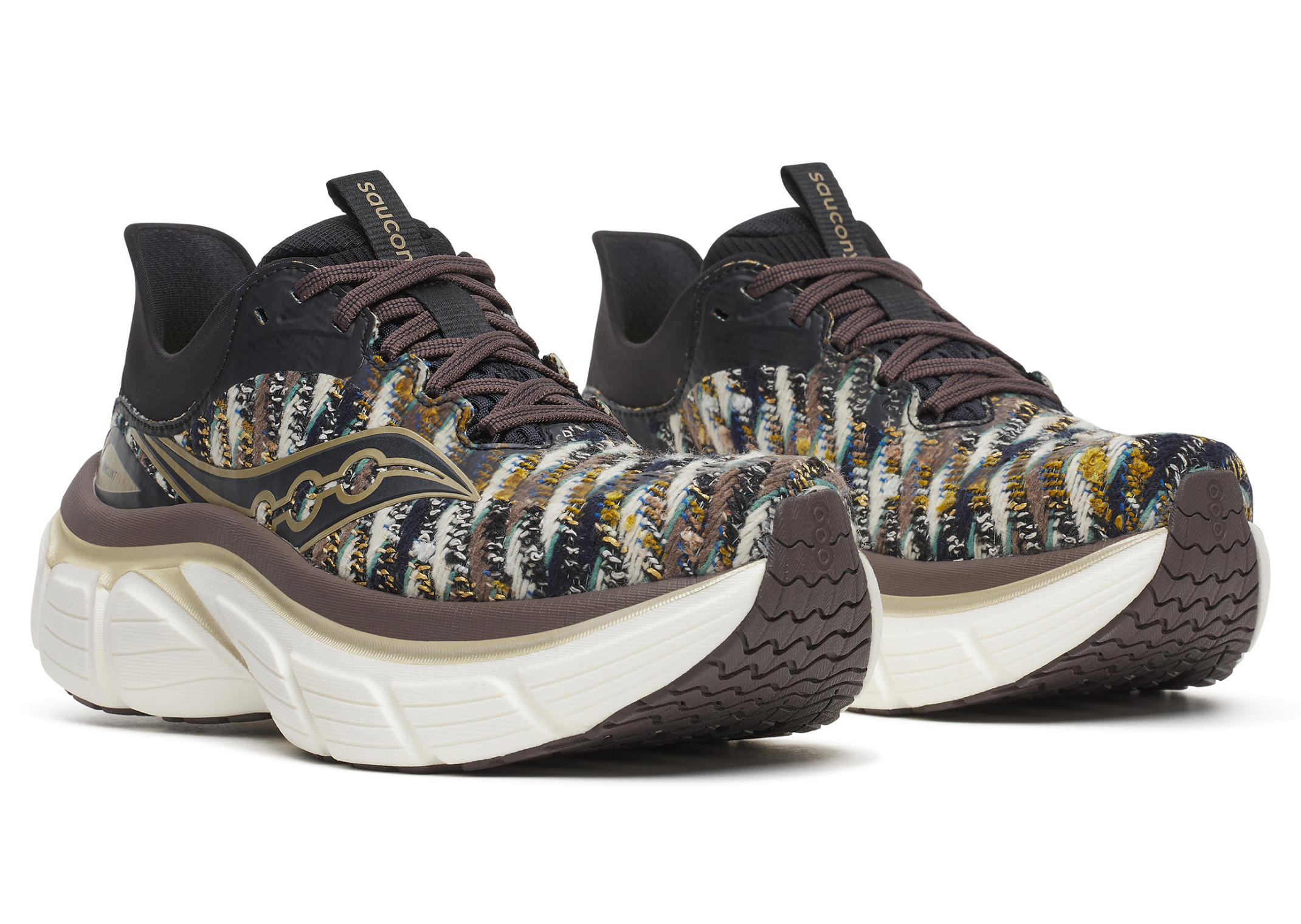 Saucony Paramount Max Sweater Weather Angle