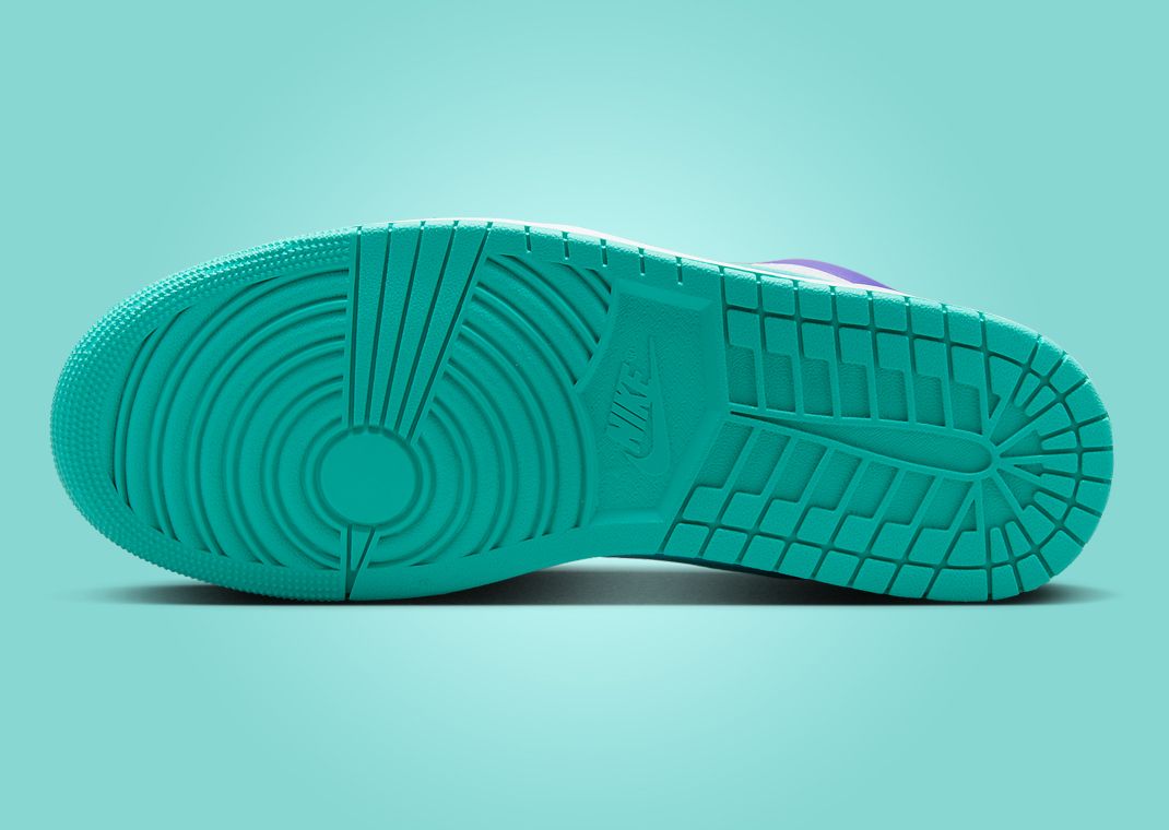 Air Jordan 1 Low Hornets Outsole