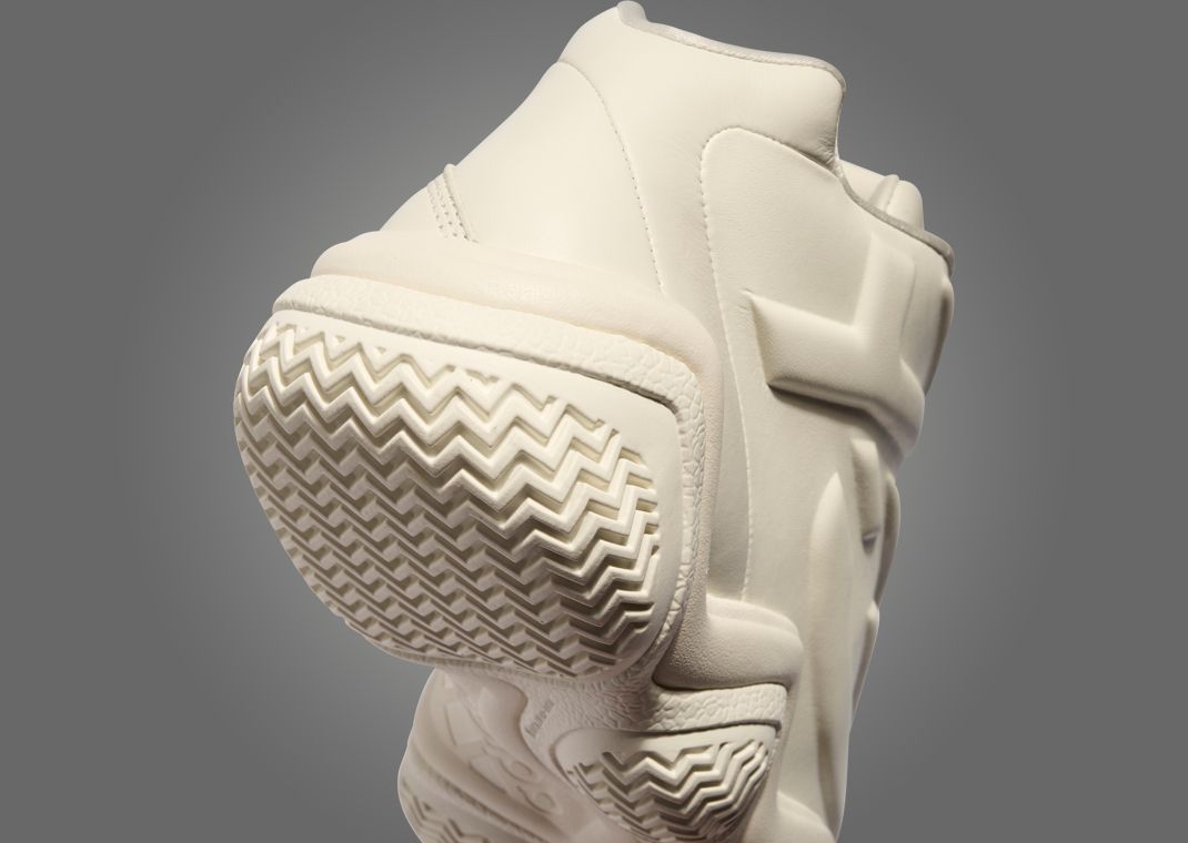 adidas Y-3 Megaball Off White Heel Detail