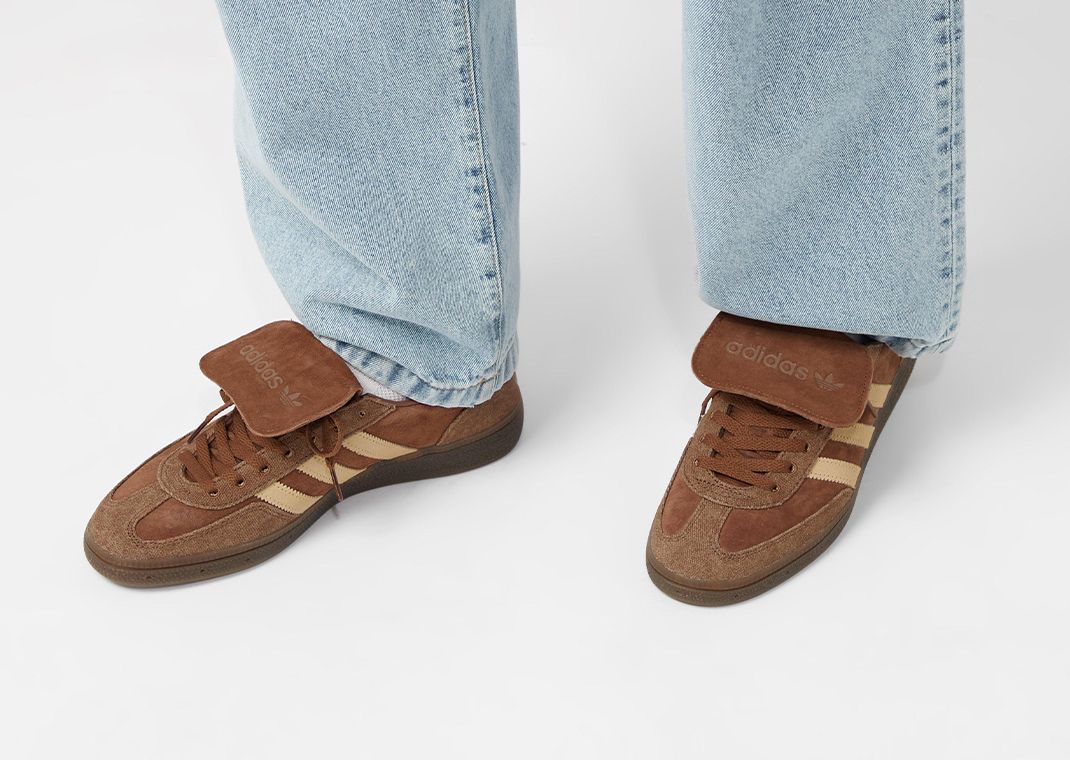 size x adidas Handball Spezial LT Brown On-Foot