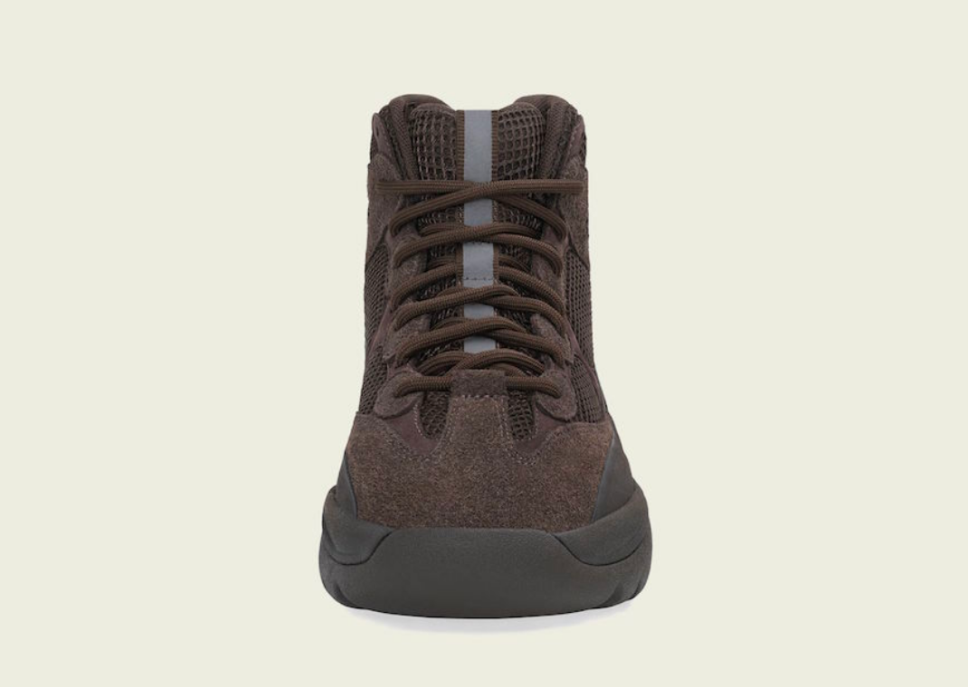 yeezy desert boot footlocker