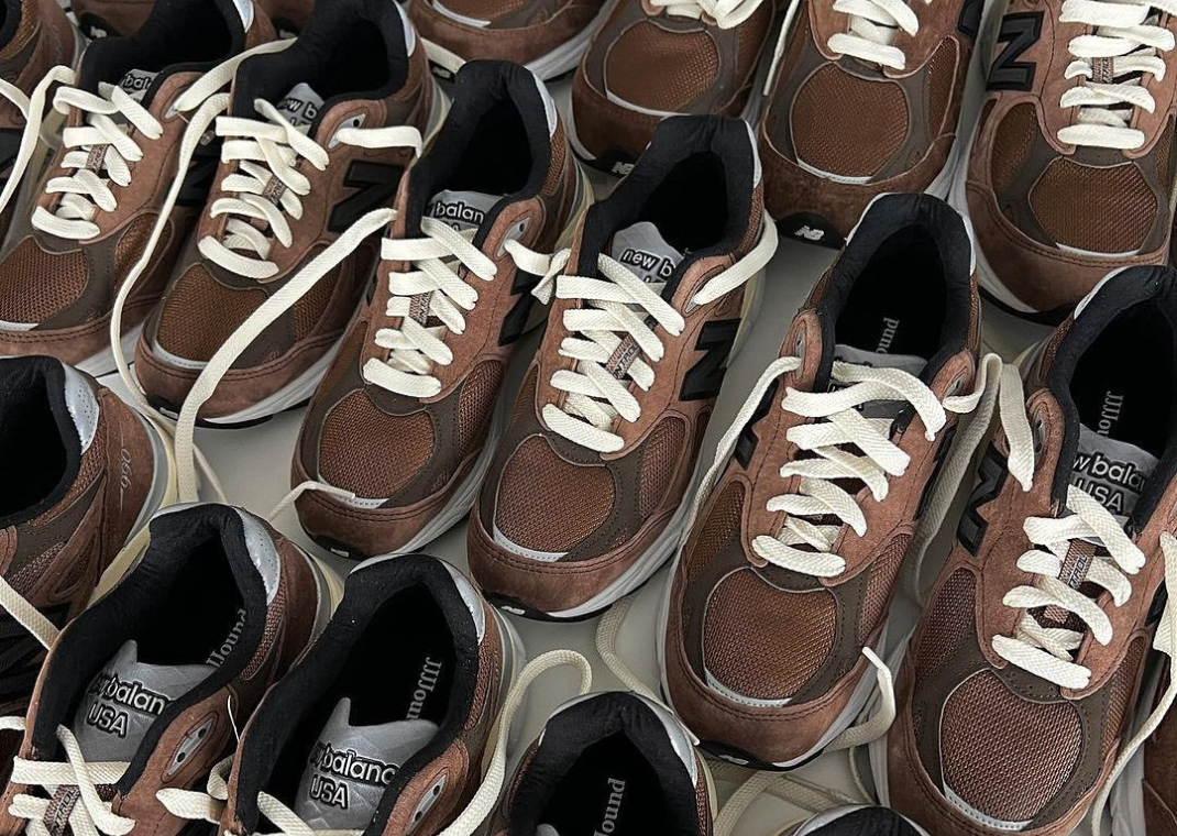 JJJJound x New Balance 990v3 Olive Brown