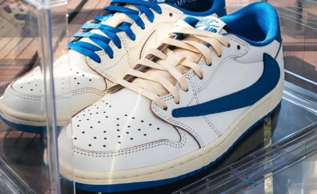 Travis Scott x fragment design x Air Jordan 1 Retro Low OG