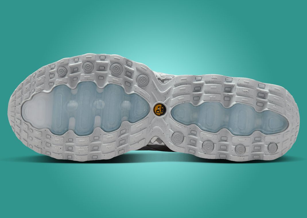 Cav Empt x Nike Air Max DN8 SP Silver Lilac Outsole