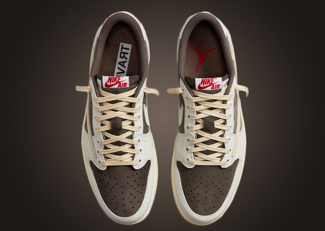Travis Scott x Air Jordan 1 Low Travis Scott x Air Jordan 1 Low