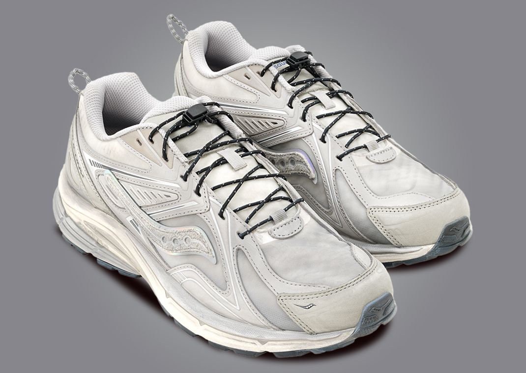 COSTS x Saucony KINVARA 4 RE Interstellar Grey Angle