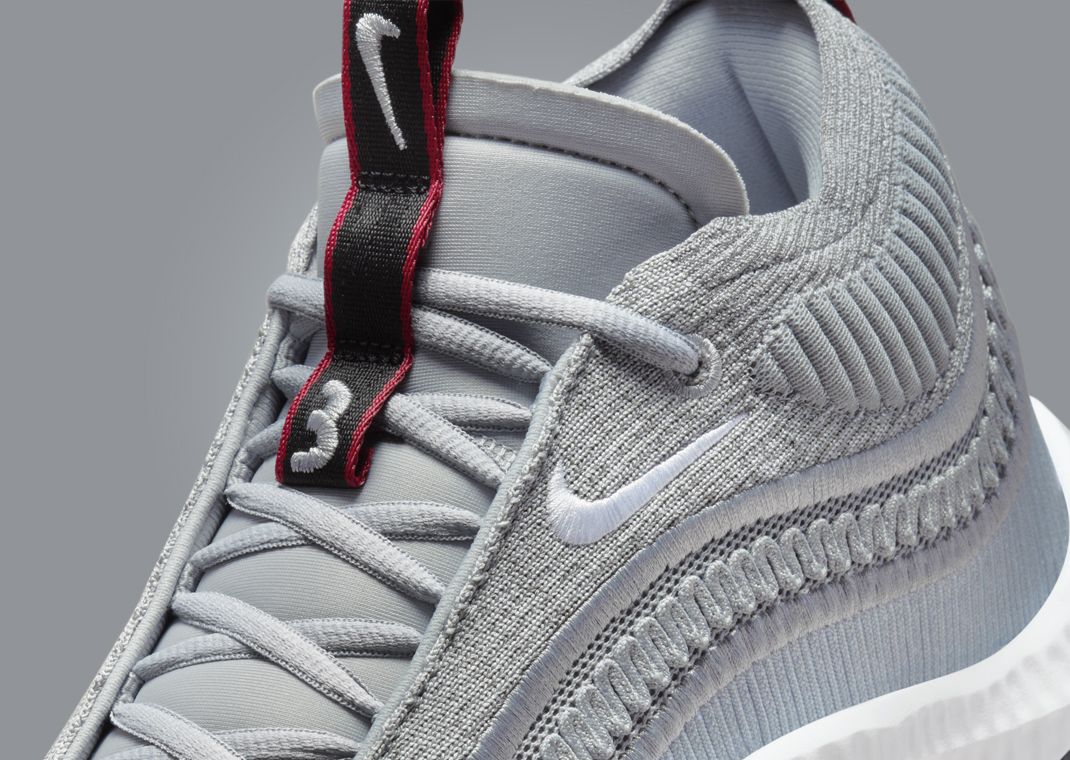 Nike Cosmic Unity 3 Silver Bullet Tongue Detail