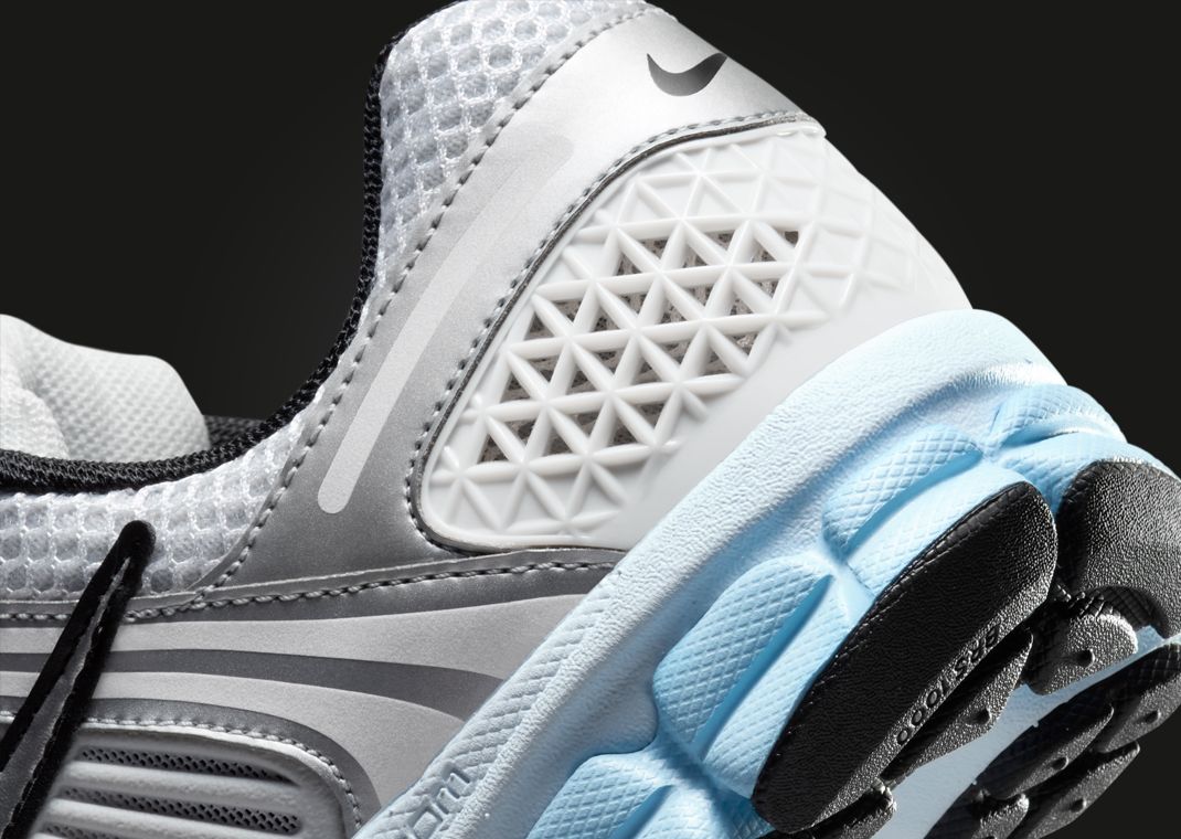 Nike Zoom Vomero 5 Metallic Platinum Blue Tint (W) Heel