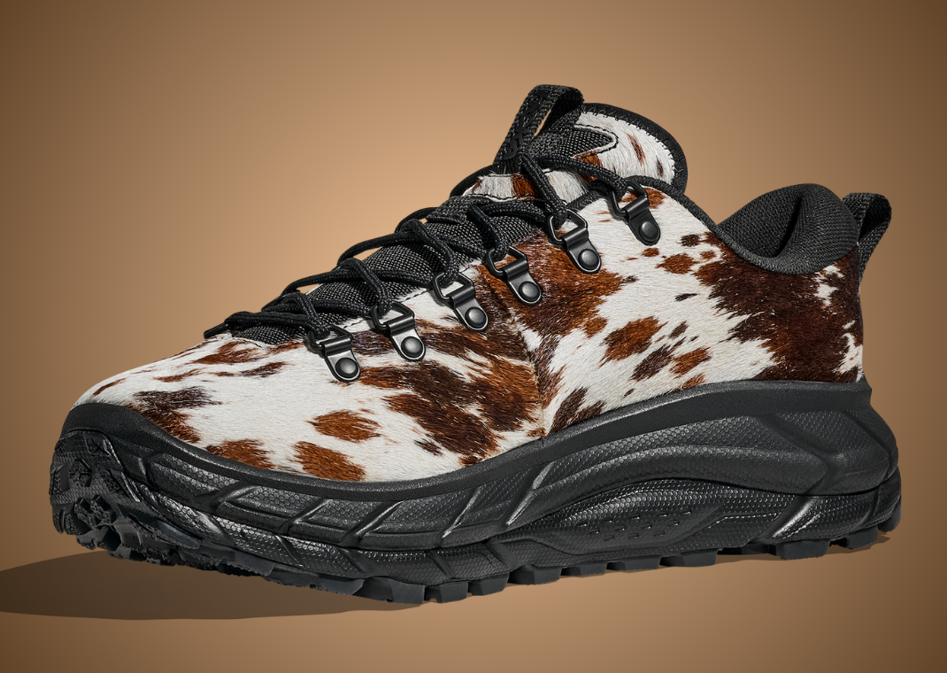 Hoka Tor Summit+ Cowprint Black - Angle