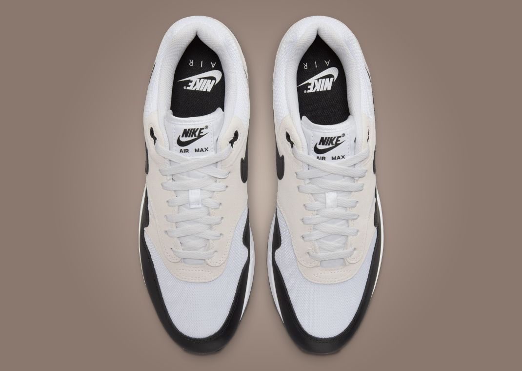 Nike Air Max 1 White Black Lateral Top