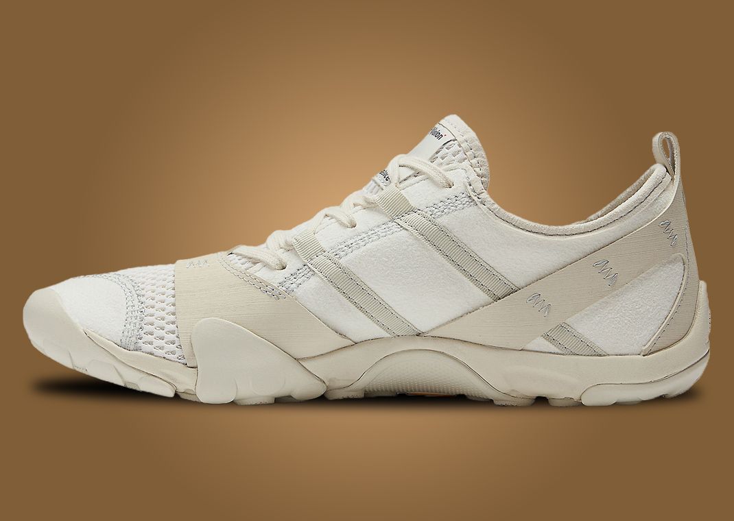 District Vision x New Balance Minimus MT10 Cloud Dancer Medial
