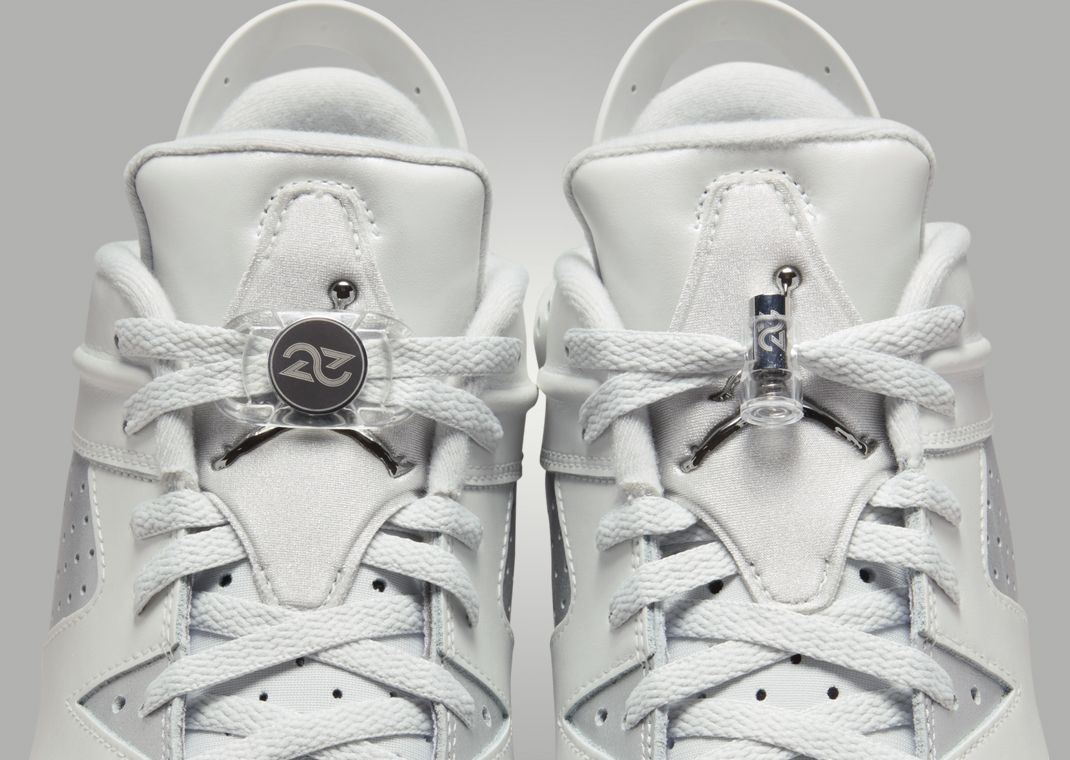 Air Jordan 6 Golf Gift Giving Tongue Detail