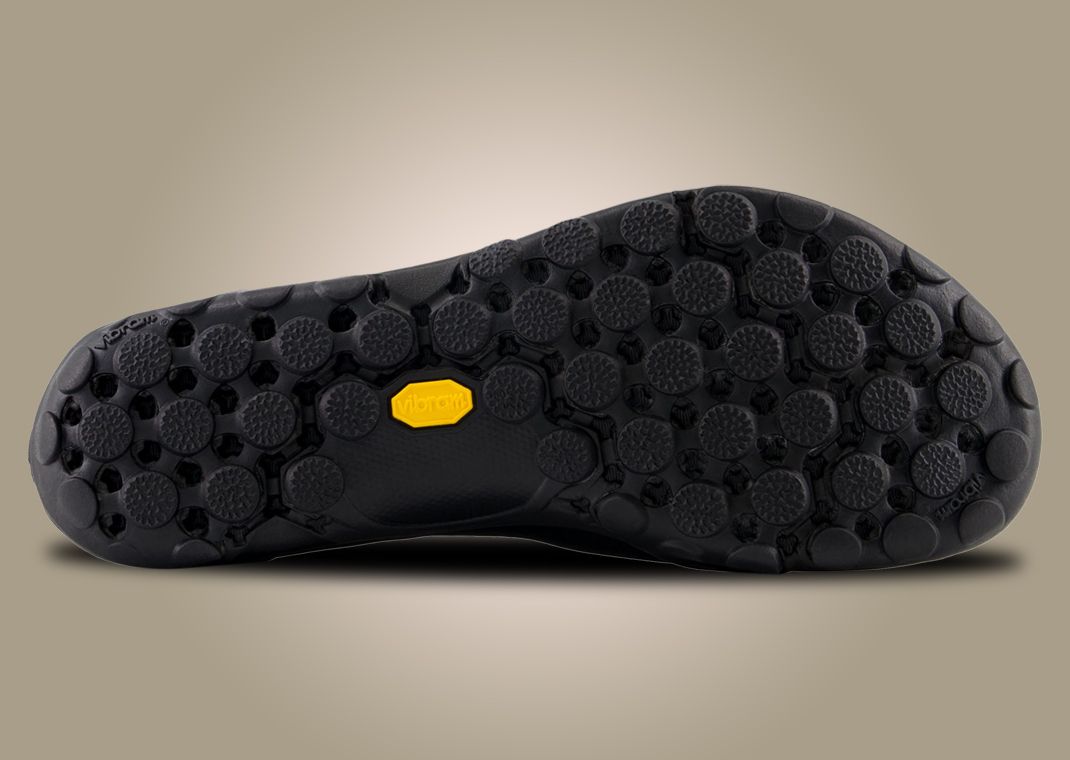 New Balance Tokyo Design Studio MT10T Black Outsole